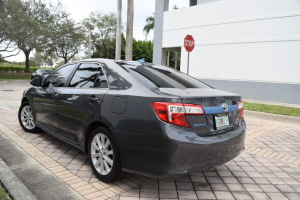 2014 Toyota Camry Hybrid 