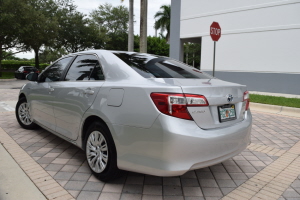 2014 Toyota Camry Hybrid 