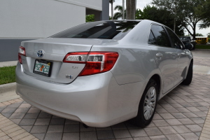 2014 Toyota Camry Hybrid 