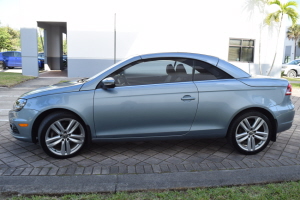 2014 Volkswagen EOS Executive 