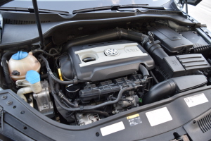 2014 Volkswagen EOS Executive 