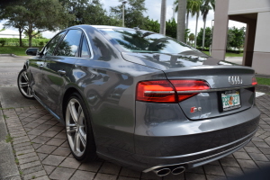 2015 Audi S8  