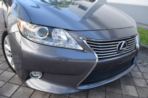 2015 Lexus ES300h 