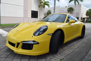 2015 Porsche 911 GTS 