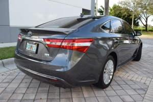 2015 Toyota Avalon Hybrid 
