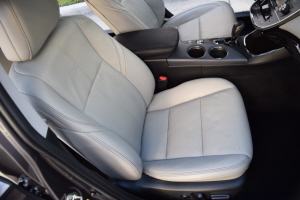 2015 Toyota Avalon Hybrid 