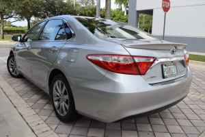 2015 Toyota Camry Hybrid 
