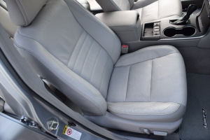 2015 Toyota Camry Hybrid 