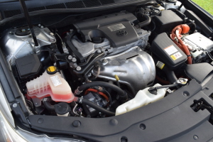 2015 Toyota Camry Hybrid 