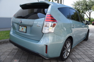 2015 Toyota Prius V Hybrid 