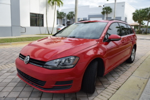 2015 Volkswagen Golf SportWagen 