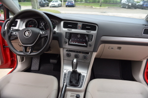 2015 Volkswagen Golf SportWagen 