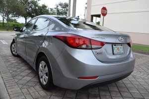 2016 Hyundai Elantra 