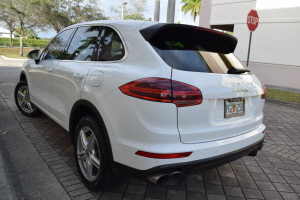 2016 Porsche Cayenne S E-Hybrid 