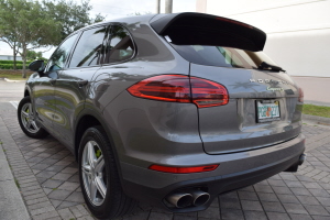 2016 Porsche Cayenne S E-Hybrid 