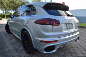 2016 Porsche Cayenne GTS 