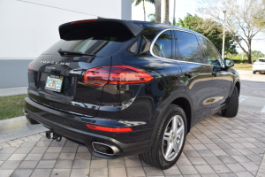 2016 Porsche Cayenne AWD 