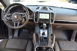 2016 Porsche Cayenne AWD 