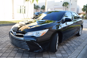 2016 Toyota Camry Hybrid 