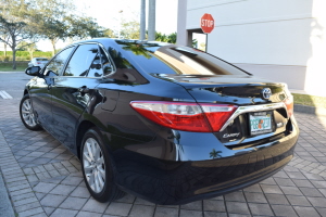 2016 Toyota Camry Hybrid 