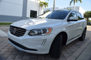 2016 Volvo XC60 AWD 