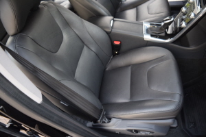 2016 Volvo XC60 AWD 