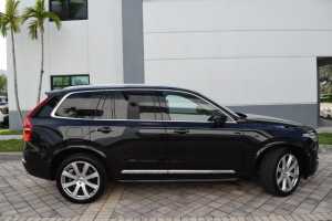 2016 Volvo XC90 T8 AWD 