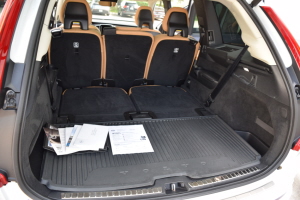 2016 Volvo XC90 T6 AWD 
