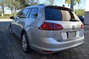 2016 Volkswagen Golf SportWagen 