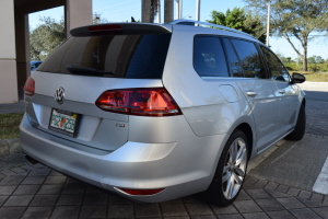 2016 Volkswagen Golf SportWagen 