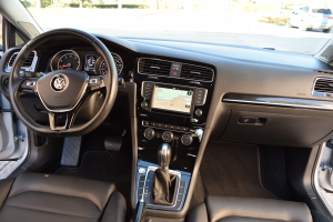 2016 Volkswagen Golf SportWagen 