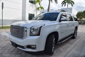 2017 GMC Yukon Denali XL 