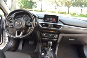 2017 Mazda Mazda6 