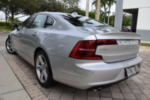 2017 Volvo S90 