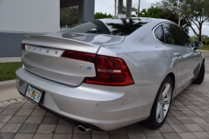 2017 Volvo S90 