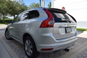 2017 Volvo XC60 AWD 