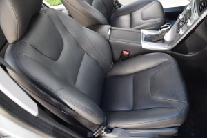 2017 Volvo XC60 AWD 