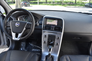 2017 Volvo XC60 AWD 