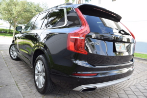 2017 Volvo XC90 T6 AWD 