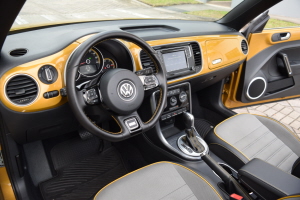 2017 Volkswagen Beetle Dune 