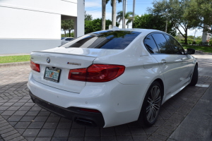 2018 BMW M550ix 