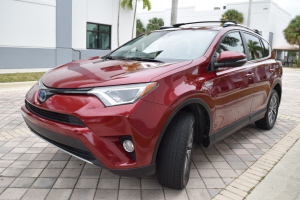 2018 Toyota Rav4 Hybrid AWD 