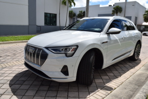 2019 Audi E-Tron 