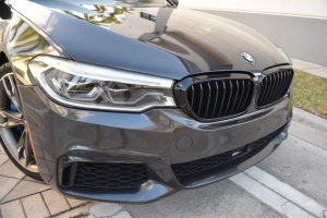 2019 BMW M550ix 