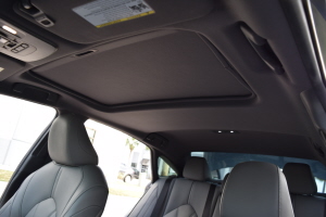 2019 Toyota Avalon Hybrid 