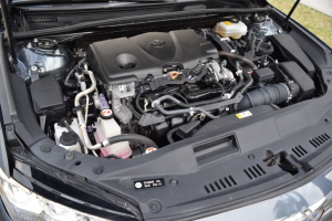 2019 Toyota Avalon Hybrid 