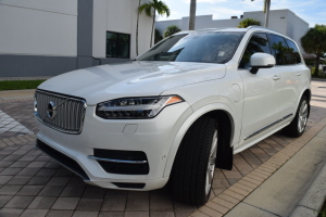 2019 Volvo XC90 T8 AWD 