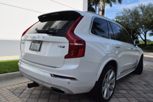 2019 Volvo XC90 T8 AWD 