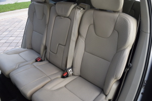 2019 Volvo XC90 T8 AWD 