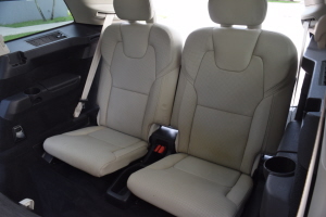 2019 Volvo XC90 T8 AWD 